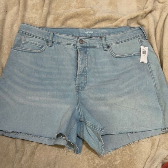 NWT- Old Navy- 18. Sky-Hi A-Line Denim Short - Picture 4 of 11